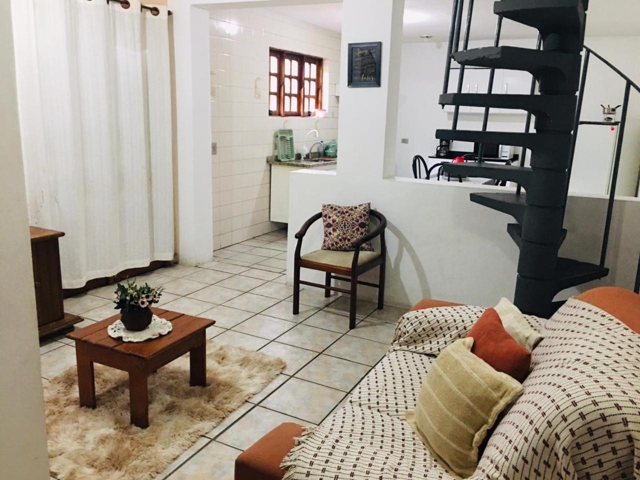 Apto Duplex Confortavel A Apenas 2 Km Do Capivari Apartamento *